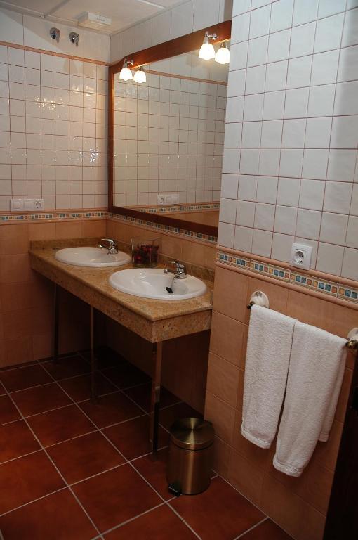 Hotel Rural Los Chaparros Freila 객실 사진